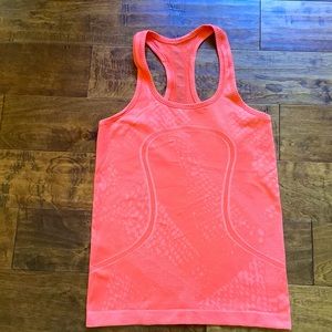 Lululemon Swifty Tech Racerback Tank Top Size 6